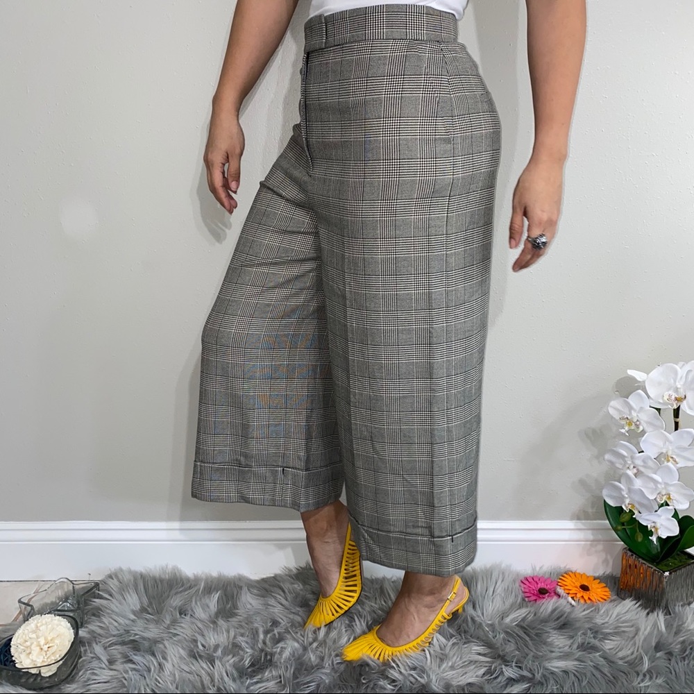 tartan capri pants / anne klein /wide boot /size 6